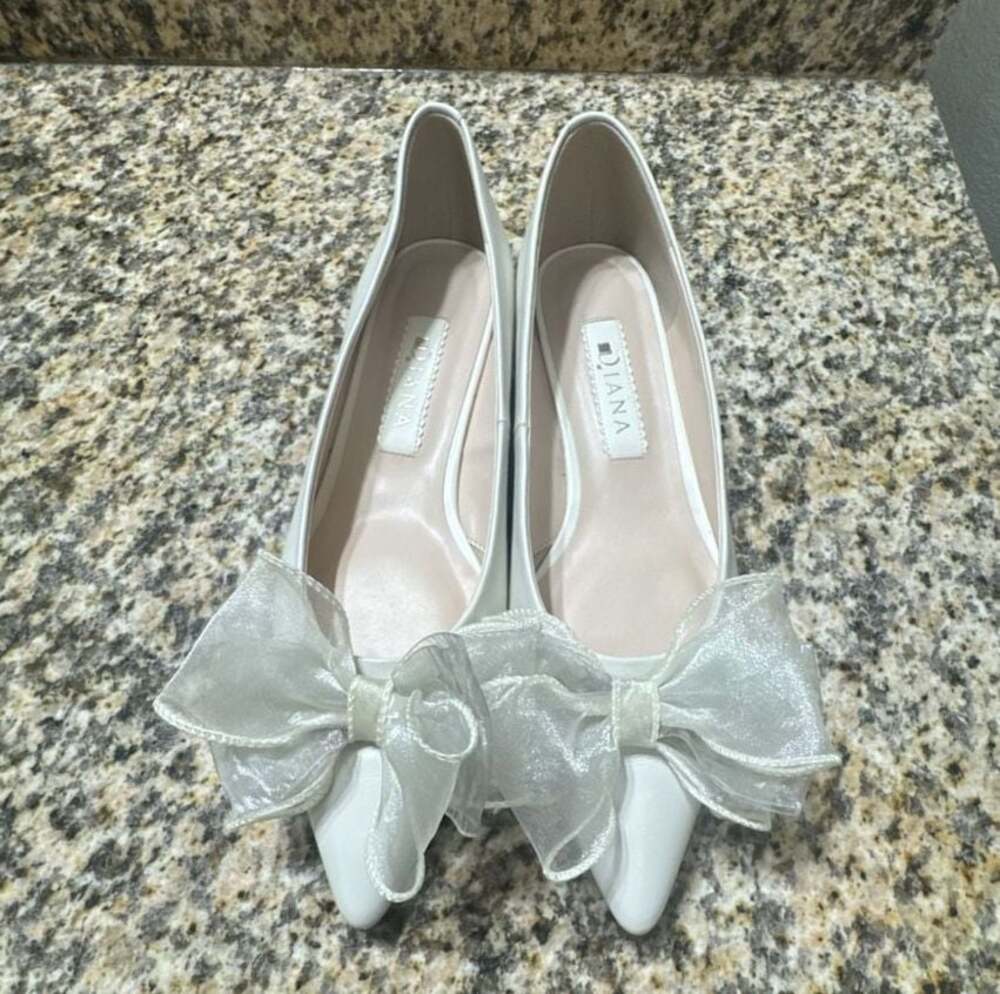🎀 diana japan white satin  organza bow pointed toe flats sz 7